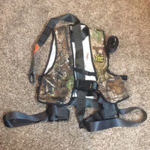 Hunter safety systems safety harness vest